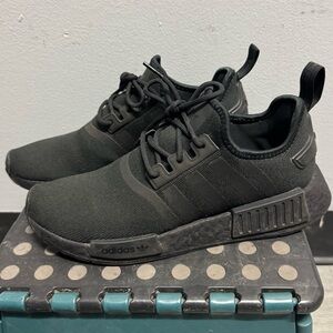 Adidas NMD mens sneakers boost size 7.5